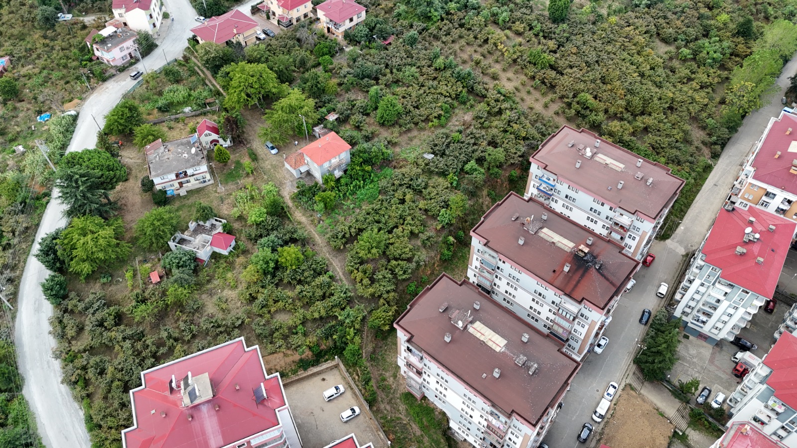 MABEL GAYRİMENKUL/ BEŞİKDÜZÜ/ FATİH MAH 214 m2 SATILIK ARSA